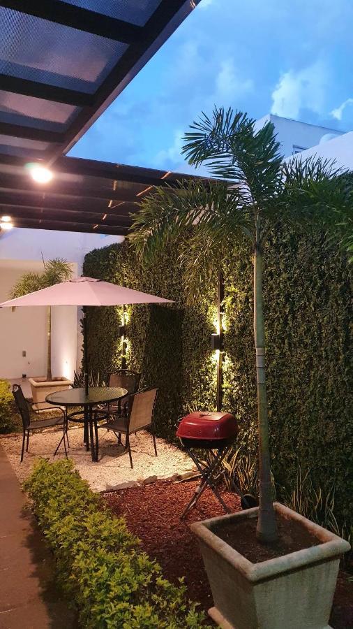 Вилла Casa Hector, Con Jacuzzi, Cerca Del Foro Gnp. Мерида Экстерьер фото